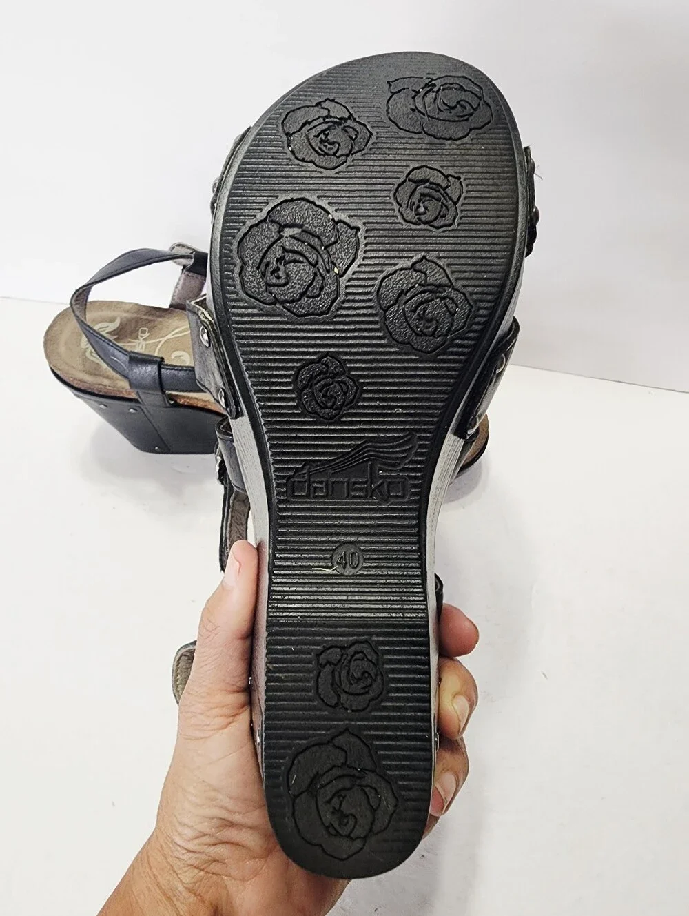 Dansko Black Frida Wedge Sandals Size 40